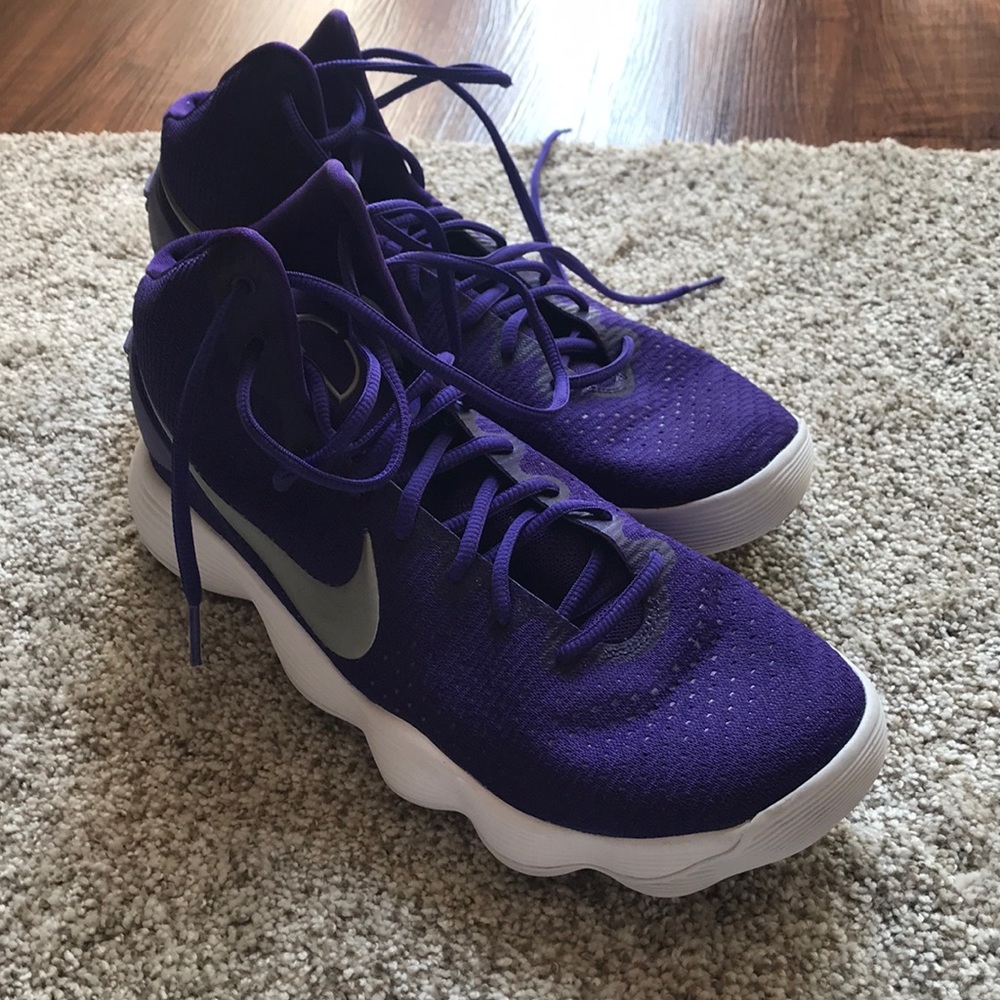 Women’s Nike Hyper Dunk Size 13